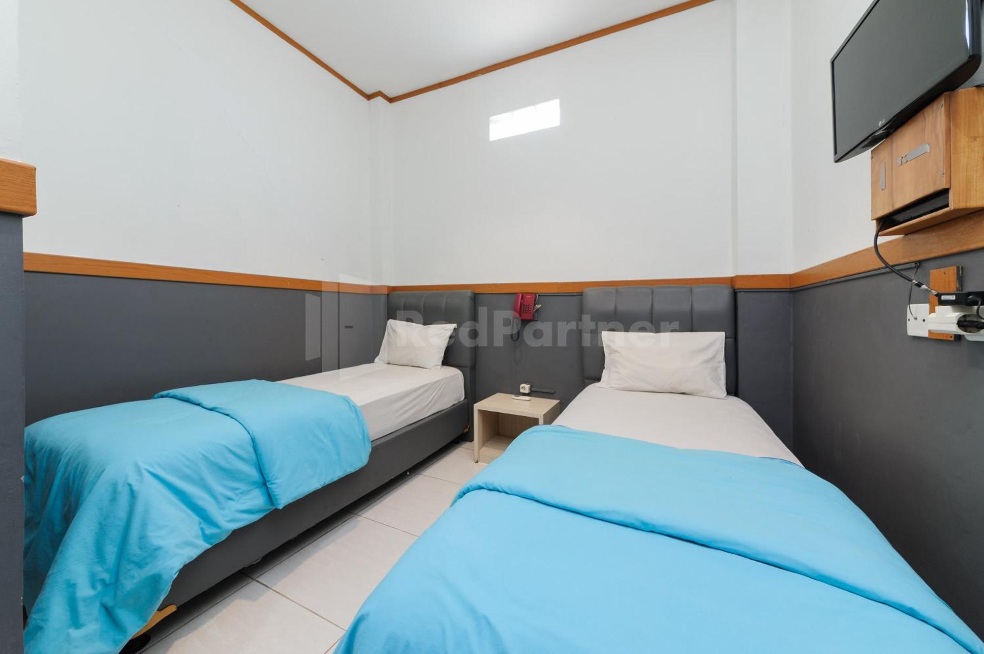 Ian Hotel Jaksa Mitra Reddoorz Джакарта Екстериор снимка